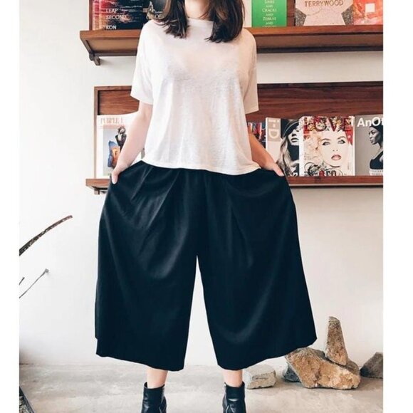 SHAINA MOTE  WIDE CROPPED PANTS - Picture 1 of 14